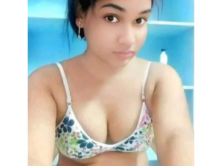 Delhi _ hot in Low Budget College Girls House wife available